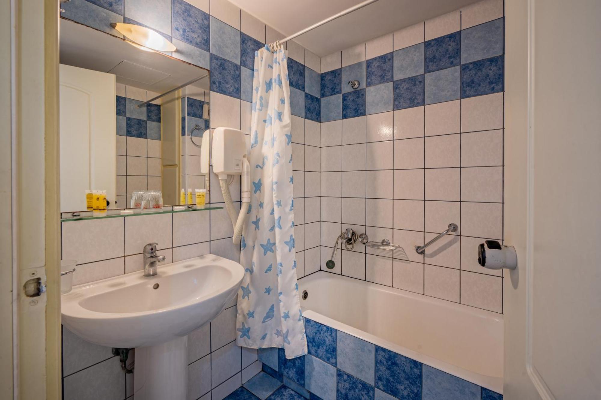 Lefkoniko Beach & Icarus Suite Apts Ретимно Экстерьер фото
